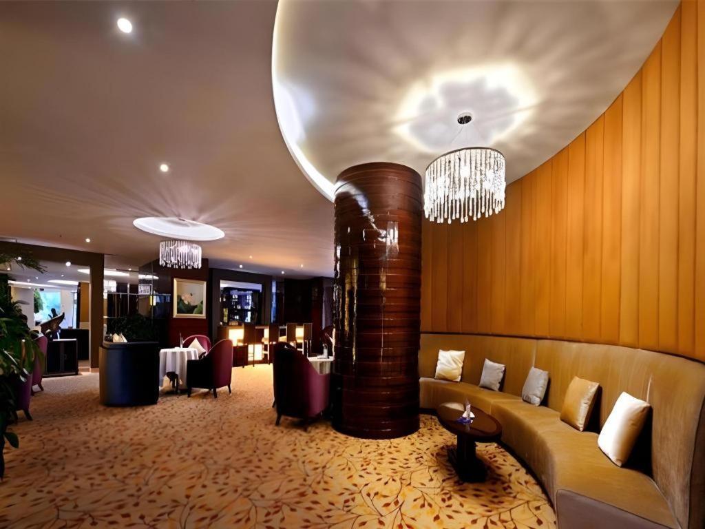 Chengdu Yinsheng International Hotel Supoqiao Dış mekan fotoğraf