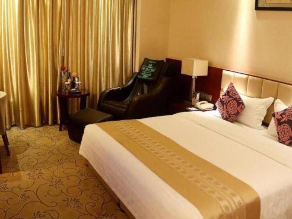 Chengdu Yinsheng International Hotel Supoqiao Dış mekan fotoğraf