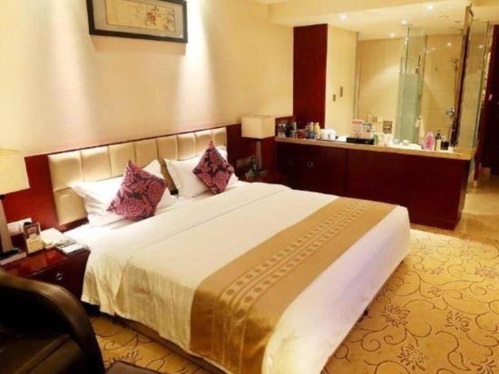 Chengdu Yinsheng International Hotel Supoqiao Dış mekan fotoğraf