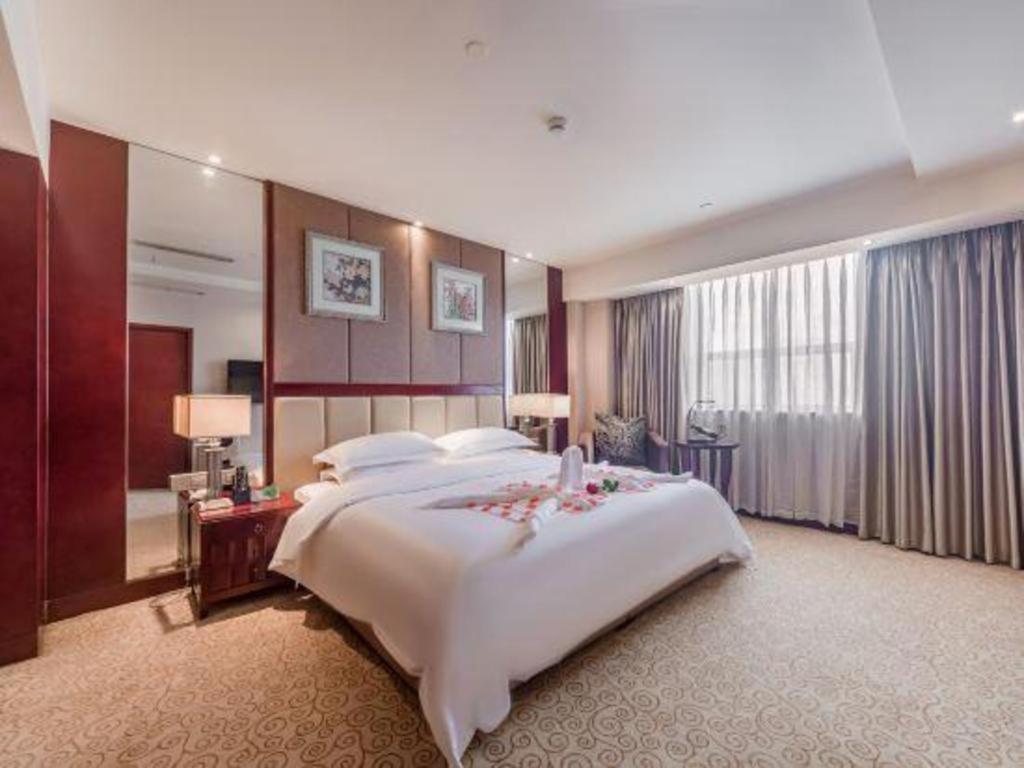 Chengdu Yinsheng International Hotel Supoqiao Dış mekan fotoğraf