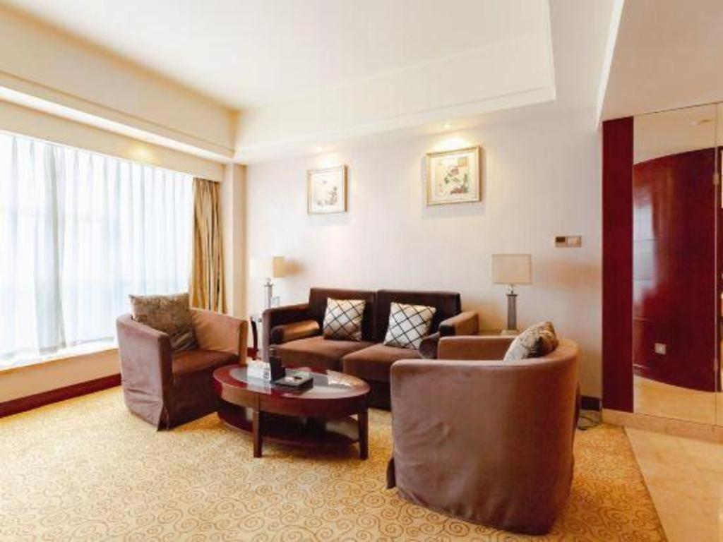 Chengdu Yinsheng International Hotel Supoqiao Dış mekan fotoğraf
