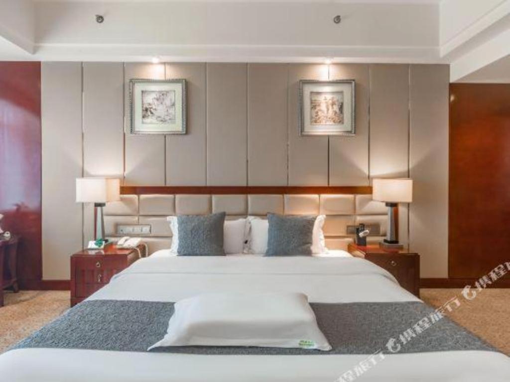 Chengdu Yinsheng International Hotel Supoqiao Dış mekan fotoğraf