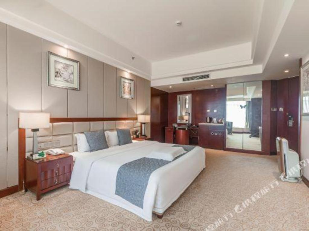 Chengdu Yinsheng International Hotel Supoqiao Dış mekan fotoğraf