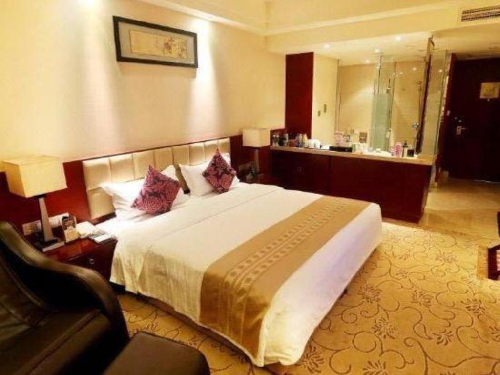 Chengdu Yinsheng International Hotel Supoqiao Dış mekan fotoğraf