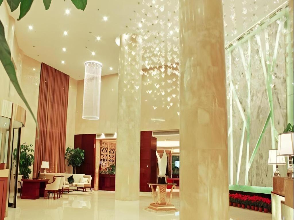Chengdu Yinsheng International Hotel Supoqiao Dış mekan fotoğraf
