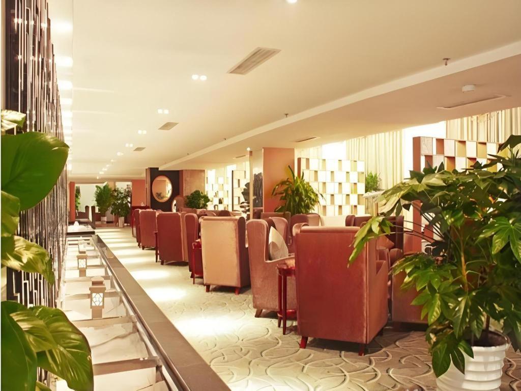 Chengdu Yinsheng International Hotel Supoqiao Dış mekan fotoğraf